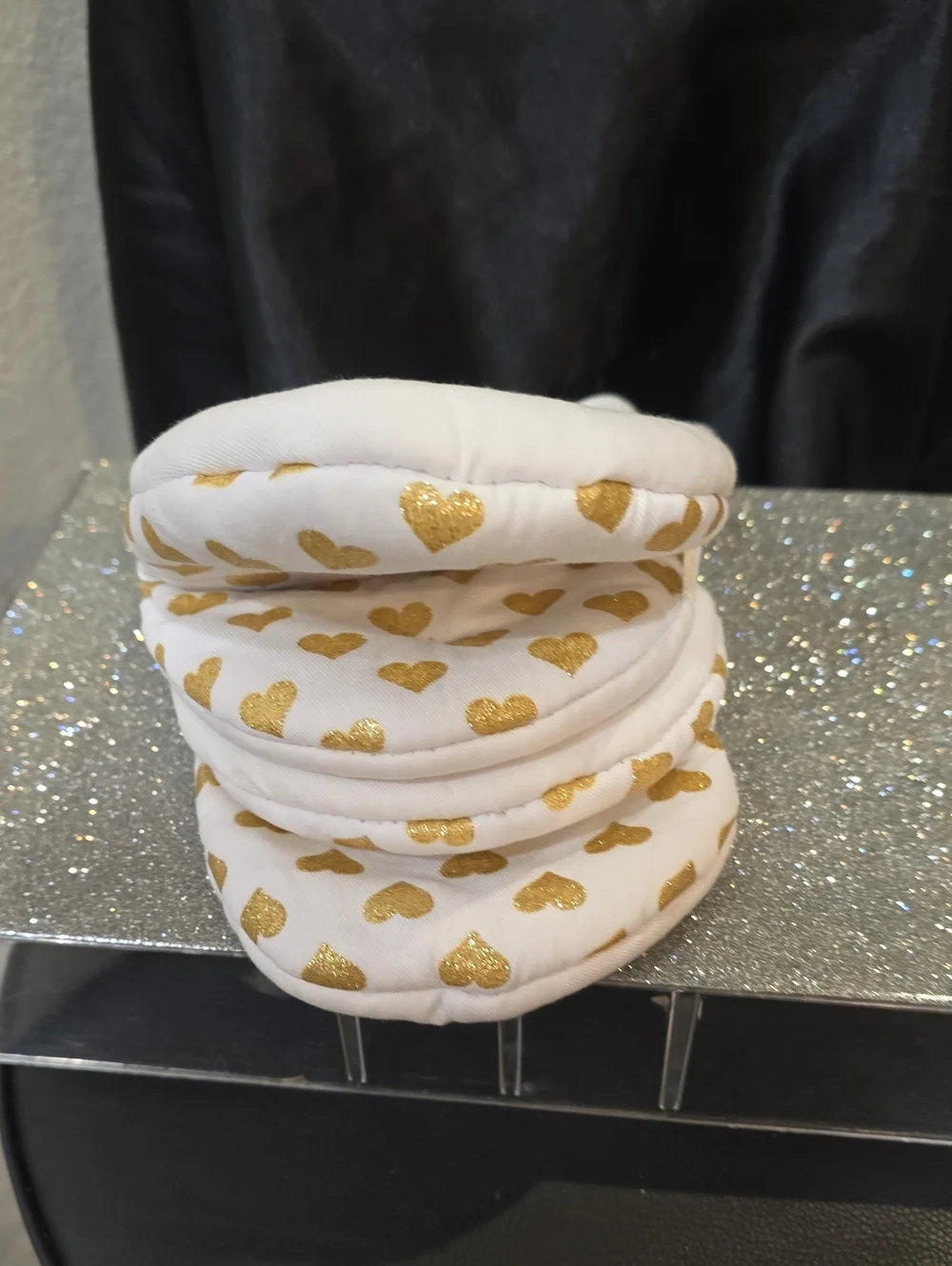 Juicy Couture Home Gold Foul Logo Crown & Hearts Mini Oven Mitt Set